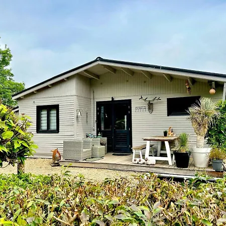 Our Woodhouse Resteigne Chalet *