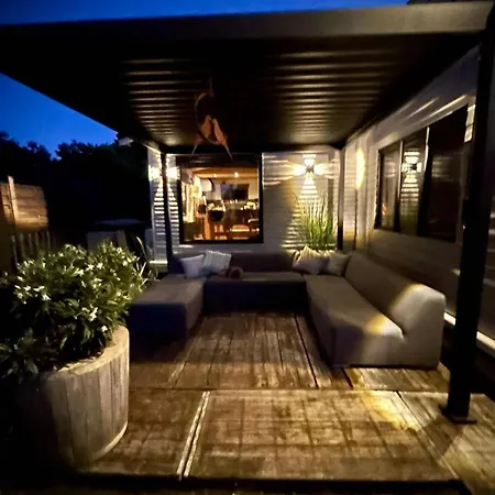 Chalet Our Woodhouse Resteigne *