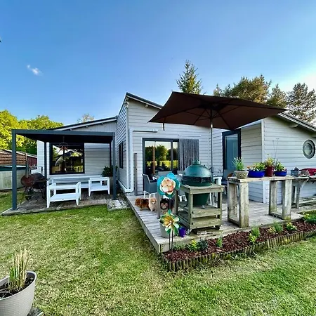 Our Woodhouse Resteigne Mellet