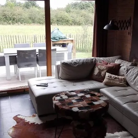 Our Woodhouse Resteigne