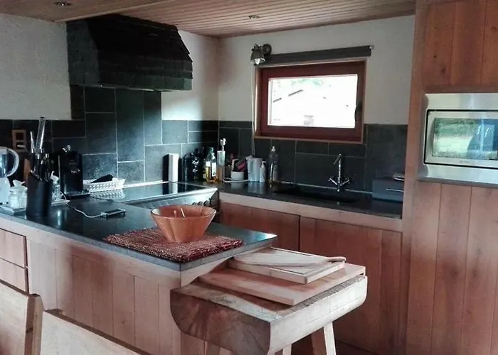 Chalé Our Woodhouse Resteigne Mellet