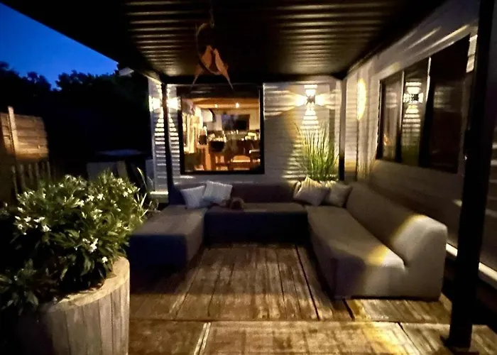 Alpehytte Our Woodhouse Resteigne *