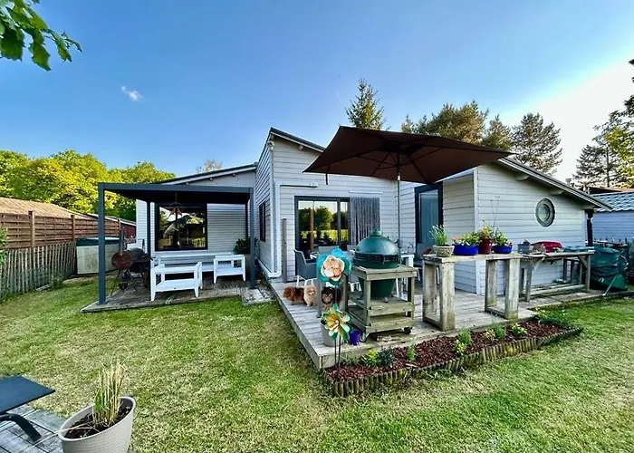 Our Woodhouse Resteigne Mellet